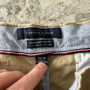 Tommy Hilfiger regular fit stretch khakis 40x30